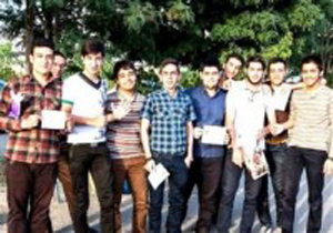 قدردانی از دانش آموزان نخبه در آمل