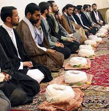 برگزاری کارگاه آموزشی مقابله با آسیبهای اجتماعی ویژه طلاب