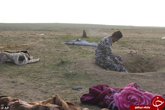 تازه&zwnj;ترین جنایت داعش: کشف جسد 24 کودک در گور دسته&zwnj;جمعی