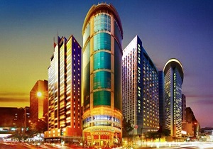 نقش صنعت هتلداری در پیشبرد توسعه گردشگری اردبیل