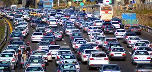 پرحجم شدن تدریجی بار ترافیک ،درآزاد راه قزوین زنجان تبریز
