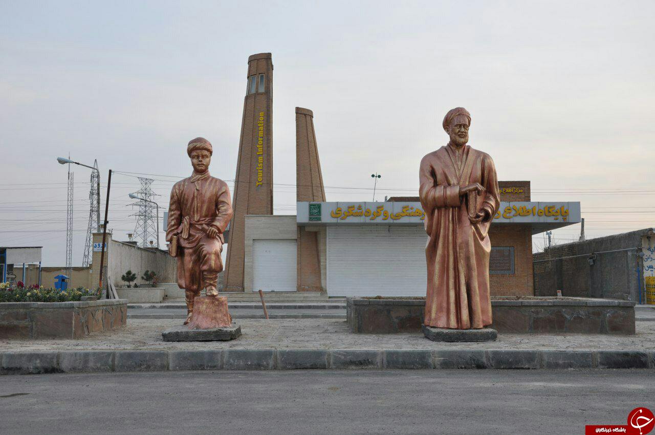 نصب ۶۰ المان نوروزی جدید در شهرستان قوچان+تصاویر