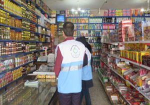 جمع آوری ۳۷۰ کیلوگرم مواد غذایی غیر بهداشتی