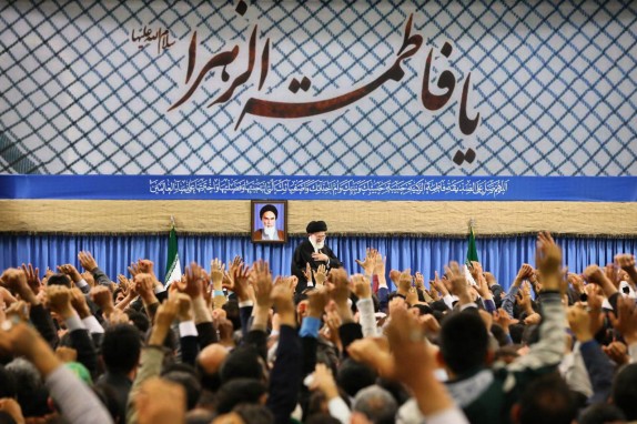 جمعی از مداحان و ذاکران اهل&zwnj;بیت(ع) با رهبر انقلاب اسلامی دیدار کردند