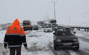 بازگشایی دومحور دیگر زنجان/تردد با زنجیر چرخ