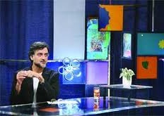 ثبت نام مجری سرشناس تلویزیون برای اعزام به جبهه +فیلم