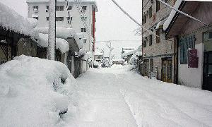 بازگشایی مسیرهای اصلی رشت