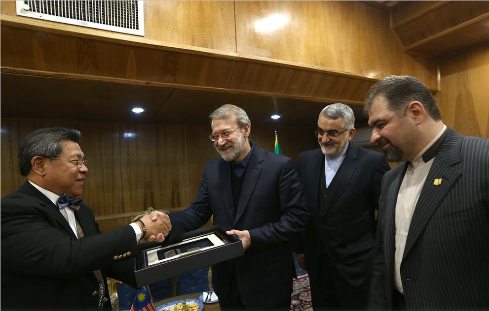 مالزی می‌تواند در حل ابحران‌های منطقه به عنوان عامل تاثیرگذار عمل کند