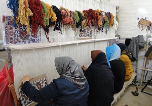 برگزاری دوره‌های آموزشی به‌بافی فرش دستباف در اردبیل