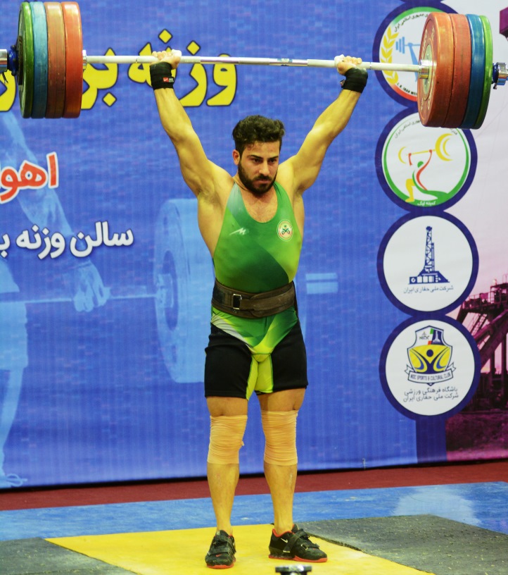 رستمی قهرمان دسته 85 کیلوگرم شد