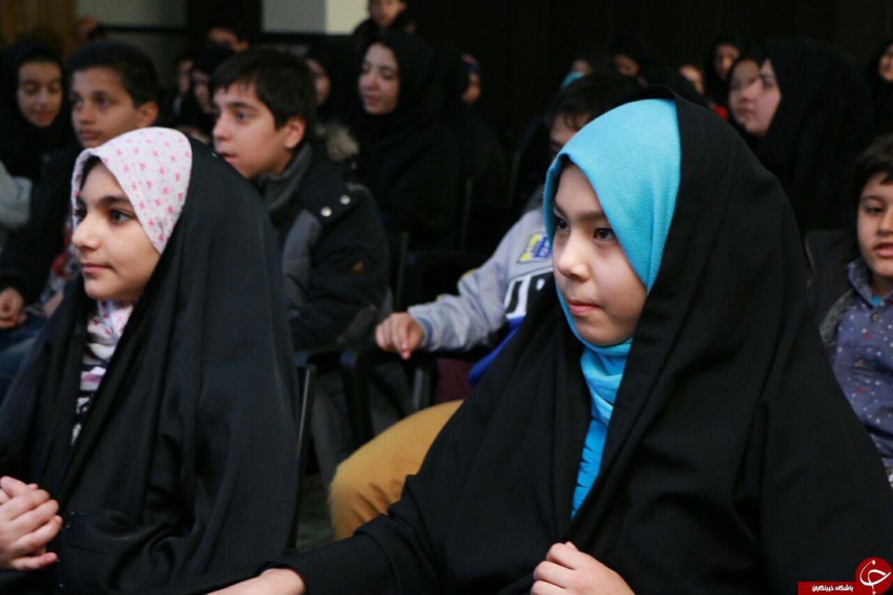 گزارش تصوری از محفل قصه&zwnj;خوانی برای کودکان مهاجر