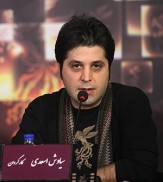 به تصویر کشیدن فضای دهه شصت در فیلم &laquo;درخونگاه&raquo;