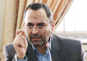 مصوبه مجلس درباره حداکثر دستمزدها قشر متوسط جامعه را حذف می کند