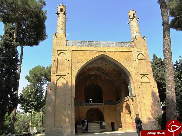 راهنمای سفر به اصفهان +دانلود نقشه