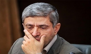 تذکر ۹ نفر از نمایندگان به وزیر اقتصاد در مورد قطع بیمه خانواده&zwnj;های شاهد