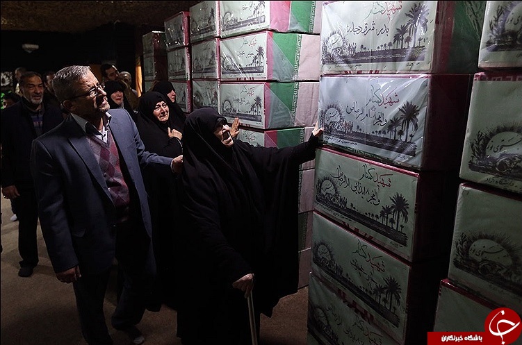 دیدار مادر با پسر شهیدش پس از 32 سال دوری