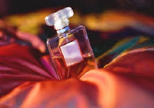 اشتغالزایی با رایحه ی عطر و ادکلن ایرانی
