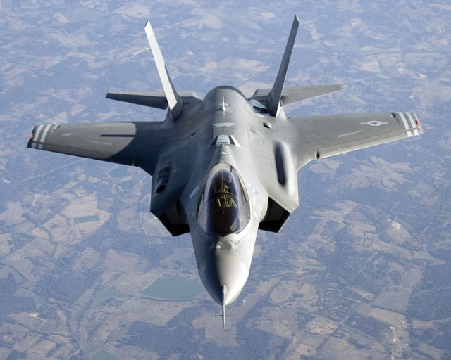 آمریکا در پی استقرار جنگنده&zwnj;های پیشرفته F-35 در خاورمیانه است
