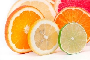 این میوه ها با پوست شما رفیق هستند مجموعه : رژیم غذایی ، تغذیه و سلامتی