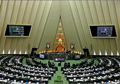 هشتمین جلسه علنی مجلس برای بررسی لایحه بودجه پایان یافت هشتمین جلسه علنی مجلس برای بررسی لایحه بودجه پایان یافت