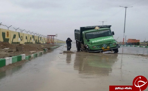 بارش باران منجر به آب گرفتگی معابر در زاهدان شد + تصاویر