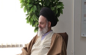 مدیر حوزه از پدران شهداء تجلیل کرد