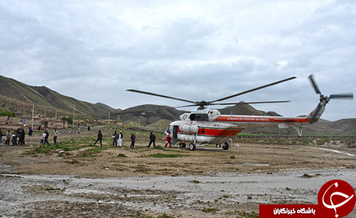 نجات 500 روستایی سرخس از نوزاد 8 ماهه تا زن 58 ساله در محاصره سیل+ تصویر