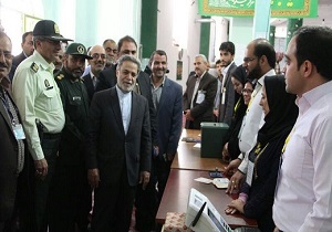 بازدید استاندار از روند برگزاری انتخابات در شهرستان خاتم