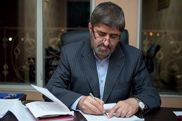 وزارت کشور اعتبارنامه مینو خالقی را صادر و به مجلس ارسال کند
