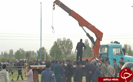 بخشش قاتل 29 ساله پای چوبه دار+ تصاویر