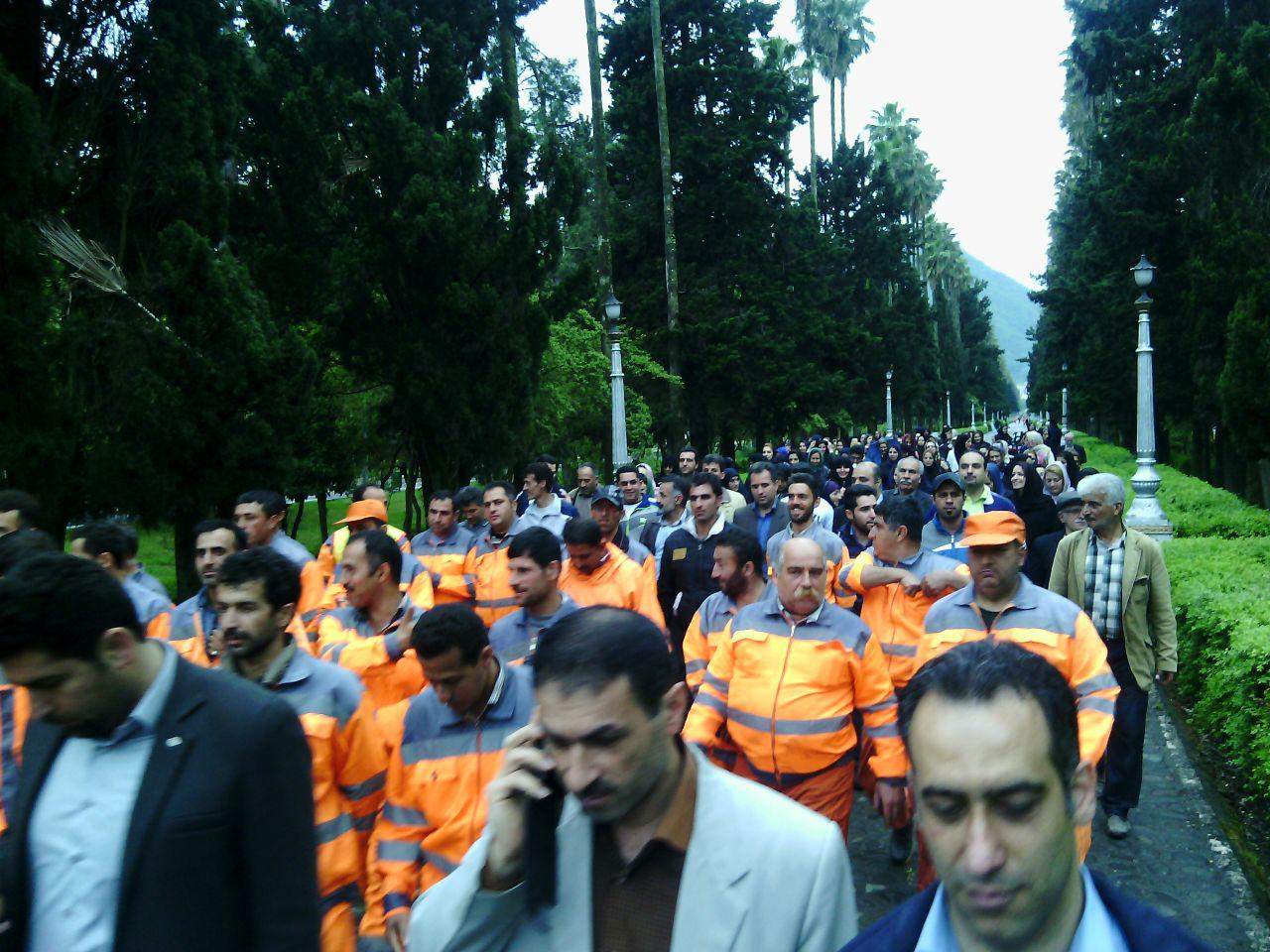 پیاده روی خانوادگی به مناسبت هفته کارگر + تصاویر