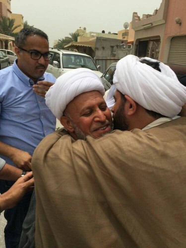 آزادی چند روحانی برجسته از زندان+ تصاویر/ کارگران هم حق اعتراض ندارند