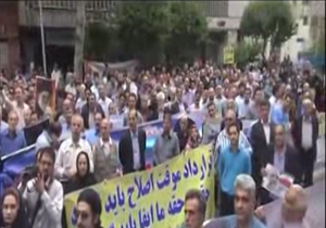 راهپیمایی روز جهانی کارگر باحضور هزاران کارگر تهرانی برگزار شد + فیلم