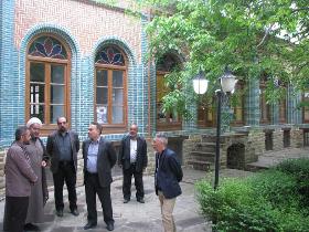 بازدید مدیر کل اجتماعی و فرهنگی استانداری آذربایجان غربی ازمدرسه تاریخی هدایت ارومیه