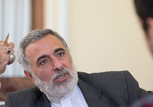 دولت با اقدامات حقوقی جلوی دستبرد آمریکا به اموال ملت را بگیرد