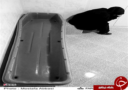 مرگ یعنی نقطه سر خط؛ کارگران &laquo;غسال&zwnj;خانه&raquo; در چه شرایطی مشغول به کارند؟