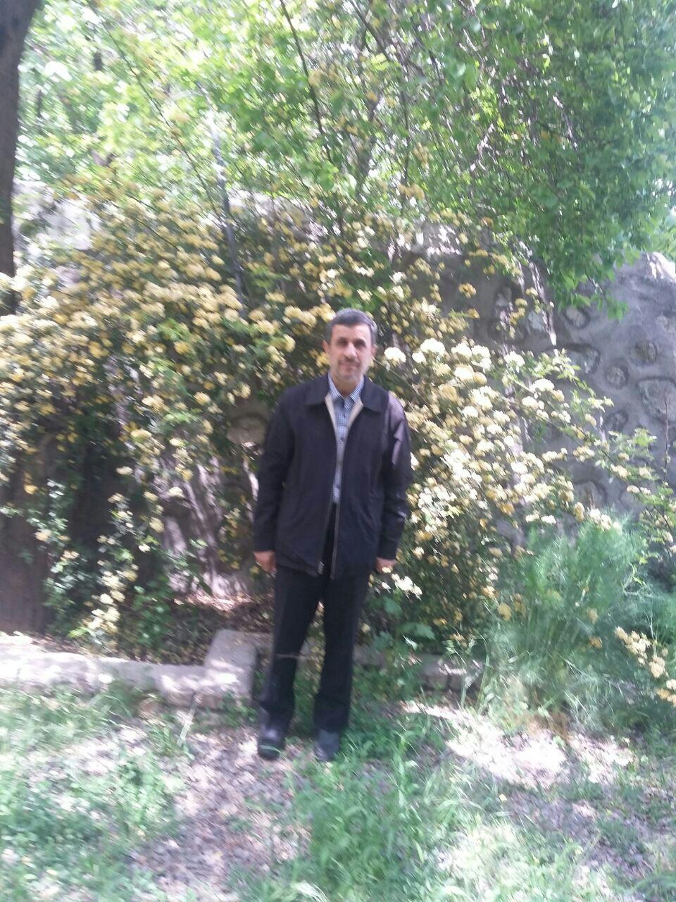 رییس جمهور پیشین قبل از روحانی خود را به کرمان رساند + حواشی و تصاویر