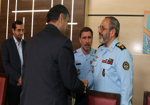 از شهردار و مدیران مناطق 13 و 14 تجلیل شد