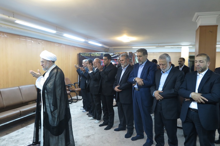 آیت الله اراکی: هرگونه حرکت تفرقه انگیز در جهت منافع دشمن صهیونیستی است