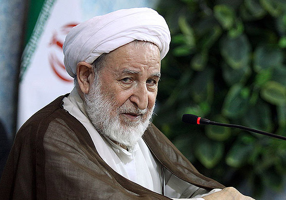 تولیت آستان قدس رضوی با آیت‌الله یزدی دیدار کرد