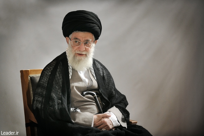 بزرگداشت آن فداکاران رشید، بزرگداشت رادمردی و ایمان صادقانه است بزرگداشت آن فداکاران رشید، بزرگداشت رادمردی و ایمان صادقانه است