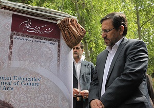آغاز جشنواره فرهنگ و هنر اقوام ایرانی درکردستان