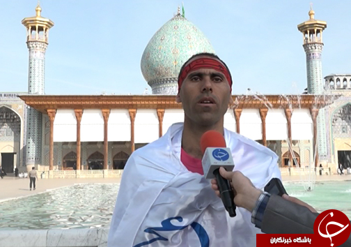 حرکت دونده فارسی از سومین حرم اهل بیت (ع) تا بارگاه ملکوتی امام رضا (ع) + تصاویر