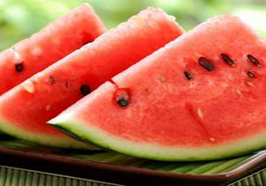 جلوگیری از گرما زدگی با خوردن میوه