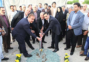 کلنگ زنی استخر فتح المبین مبارکه با حضور مهمانان خارجی