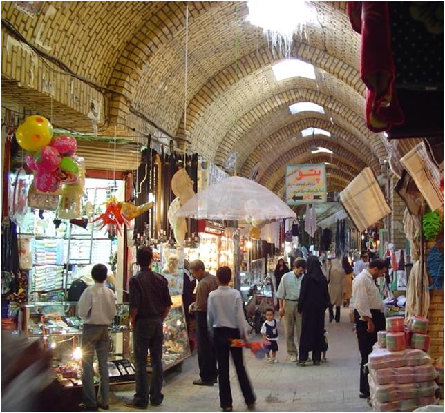 بازار سنتی یادگار دوره های صفوی و زندیه در قلب شهر ملایر بازار سنتی یادگار دوره های صفوی و زندیه در قلب شهر ملایر