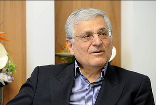 همكاری توتال فرانسه برای توسعه بزرگ‌ترین میدان نفتی ایران