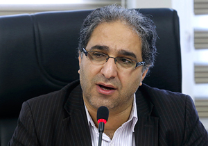 بازدید معاون فرهنگی از سالن ناشران عمومی/ ابراز امیدواری شهرام نیا از بهبود وضعیت ترافیکی نمایشگاه کتاب