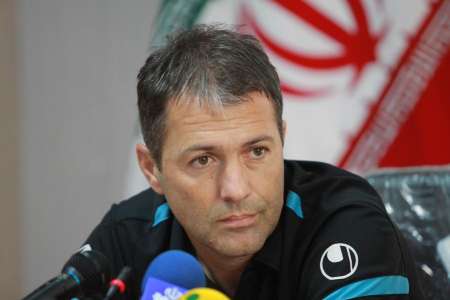 غیبت دراگان در نشست خبری