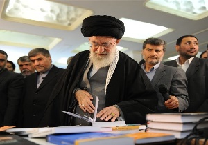 روایتی از رمان‌خوانی رهبر معظم انقلاب در جوانی و نوجوانی/ بینوایان،‌ کمدی الهی، دن آرام و ...
